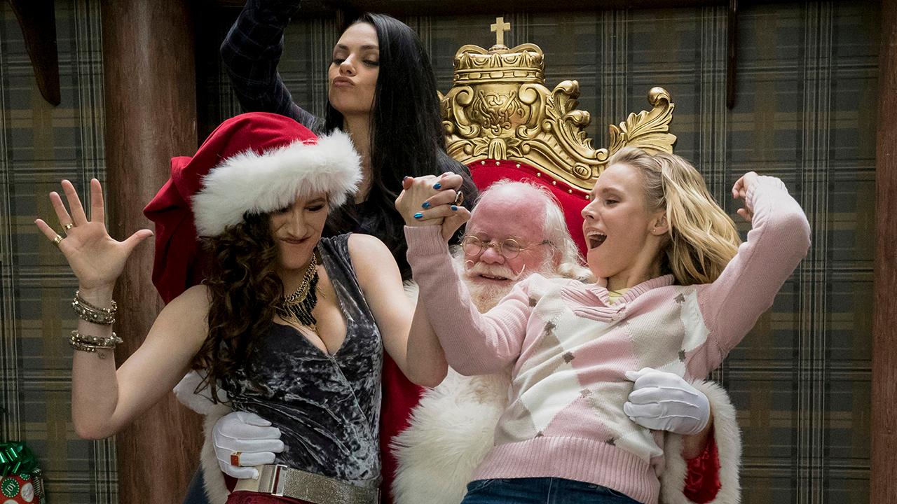 'Bad Moms' stars talk sequel, holiday spirit and regifting