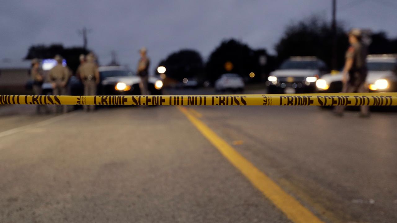 Texas church gunman reportedly yelled 'everybody die'