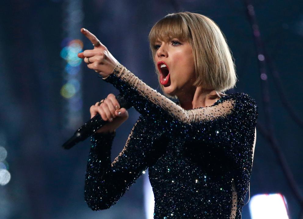 ACLU, Taylor Swift feud over article linking star to white supremacists