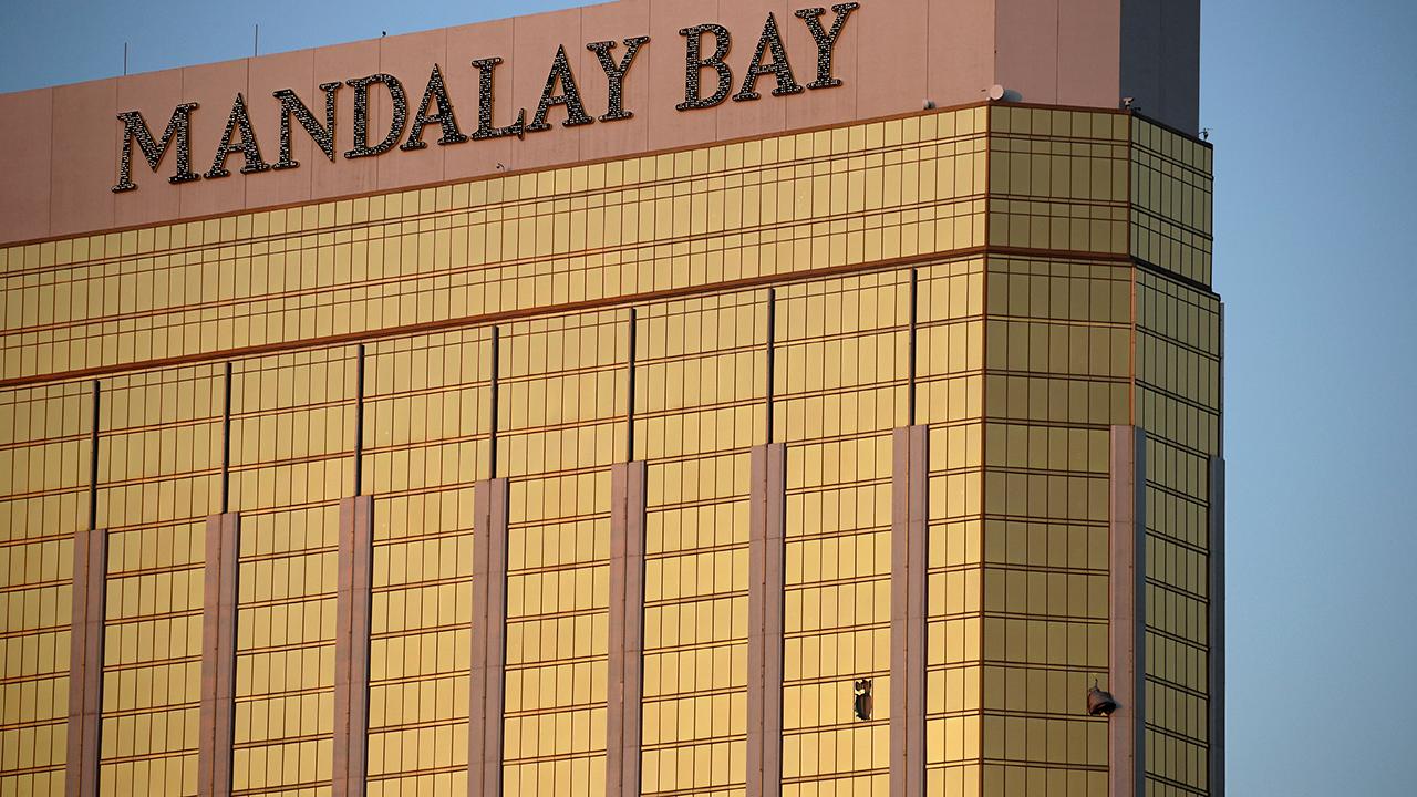 Hotels changing 'do not disturb' policy after Vegas attack