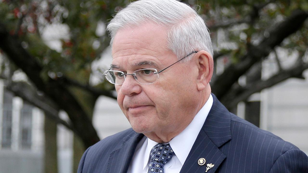 Deadlocked Menendez jury ordered to continue deliberations
