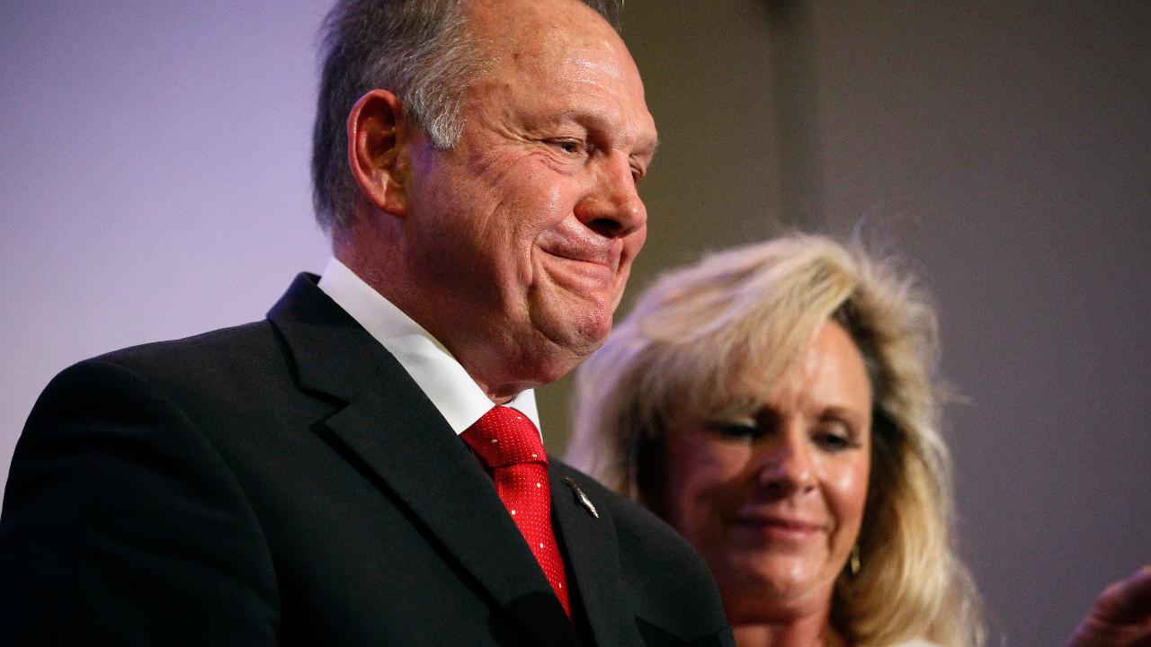 Alabama Gov Kay Ivey To Vote For Roy Moore In Senate Race Despite Sex Allegations Fox News 