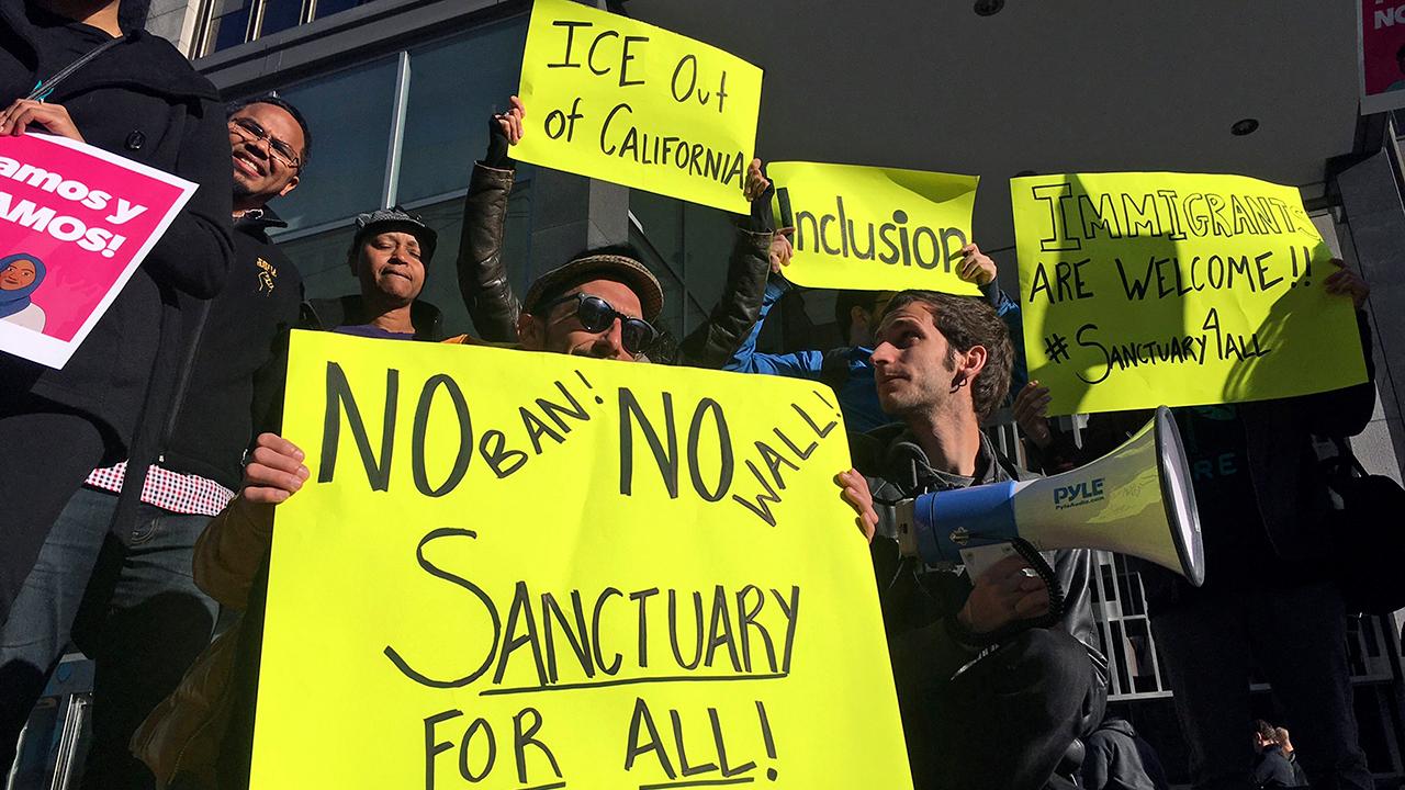 Federal judge blocks Trump's sanctuary city order