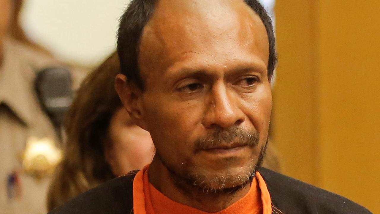 Jury continues to deliberate in Kate Steinle murder trial