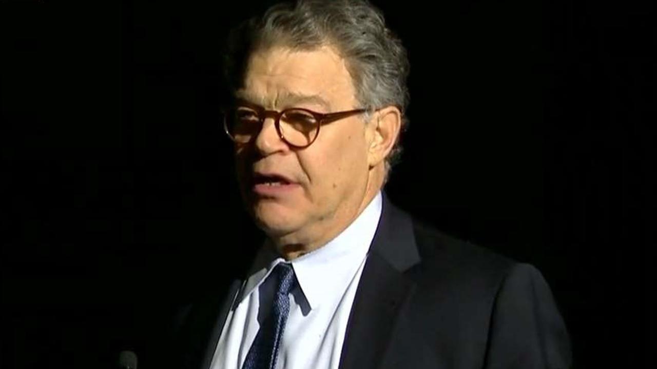 Franken won't resign: Senator apologizes, says he wants to get back to work