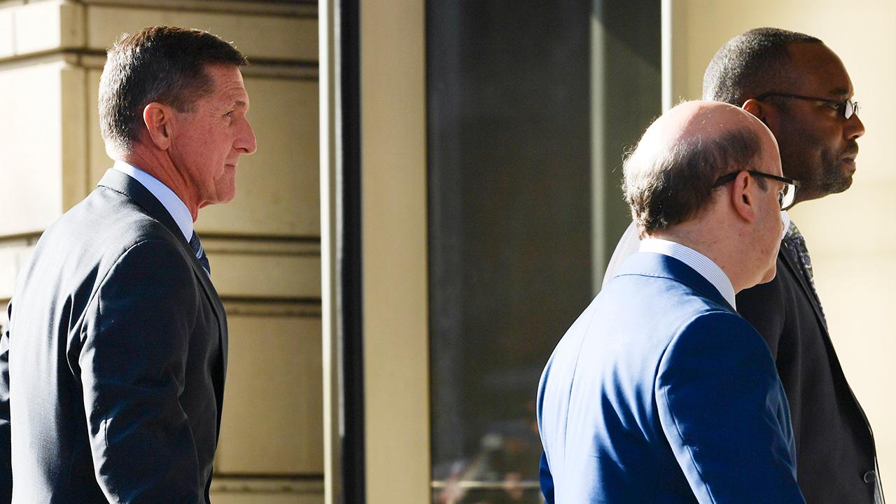 Flynn tells court he intends to plead guilty