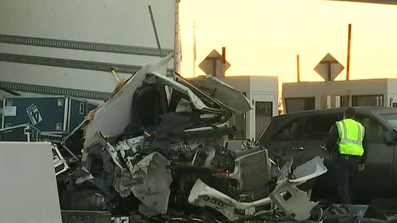 Toll booth attendant killed in Oakland crash