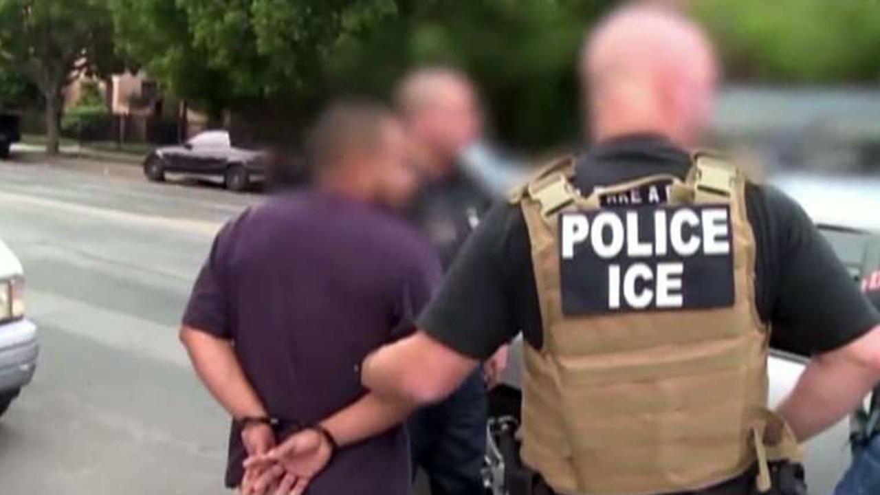 Border arrests plunge, deportation arrests soar under Trump