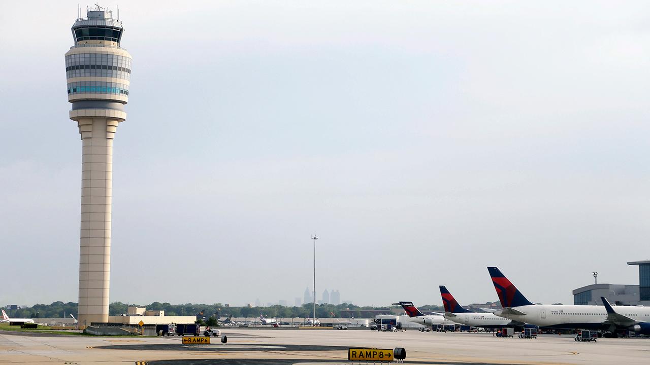 Blackout grounds all flights out of Atlanta airport