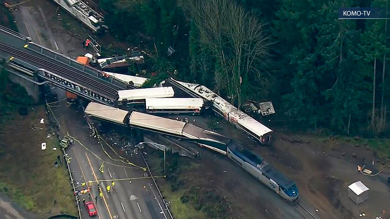 NTSB: Too early to know many details of the derailment