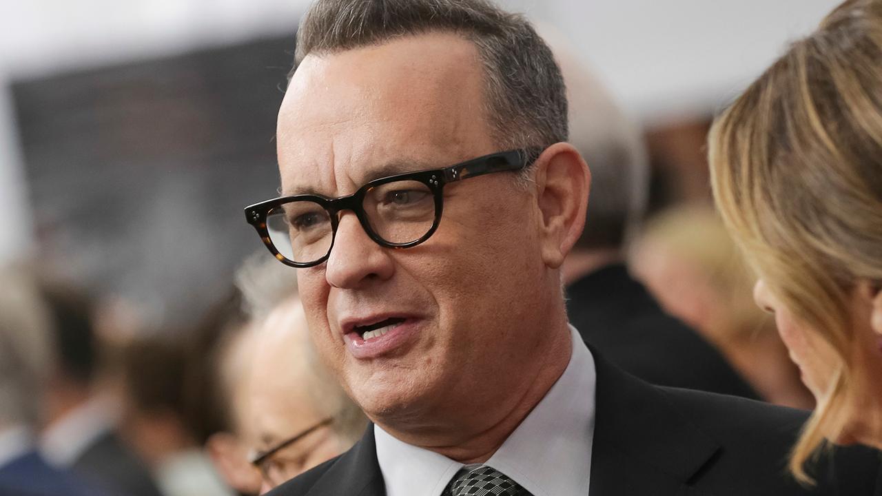 Tom Hanks says he would not screen 'The Post' at the WH
