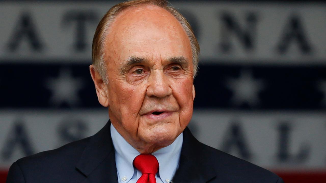 Legendary sportscaster Dick Enberg dead at 82