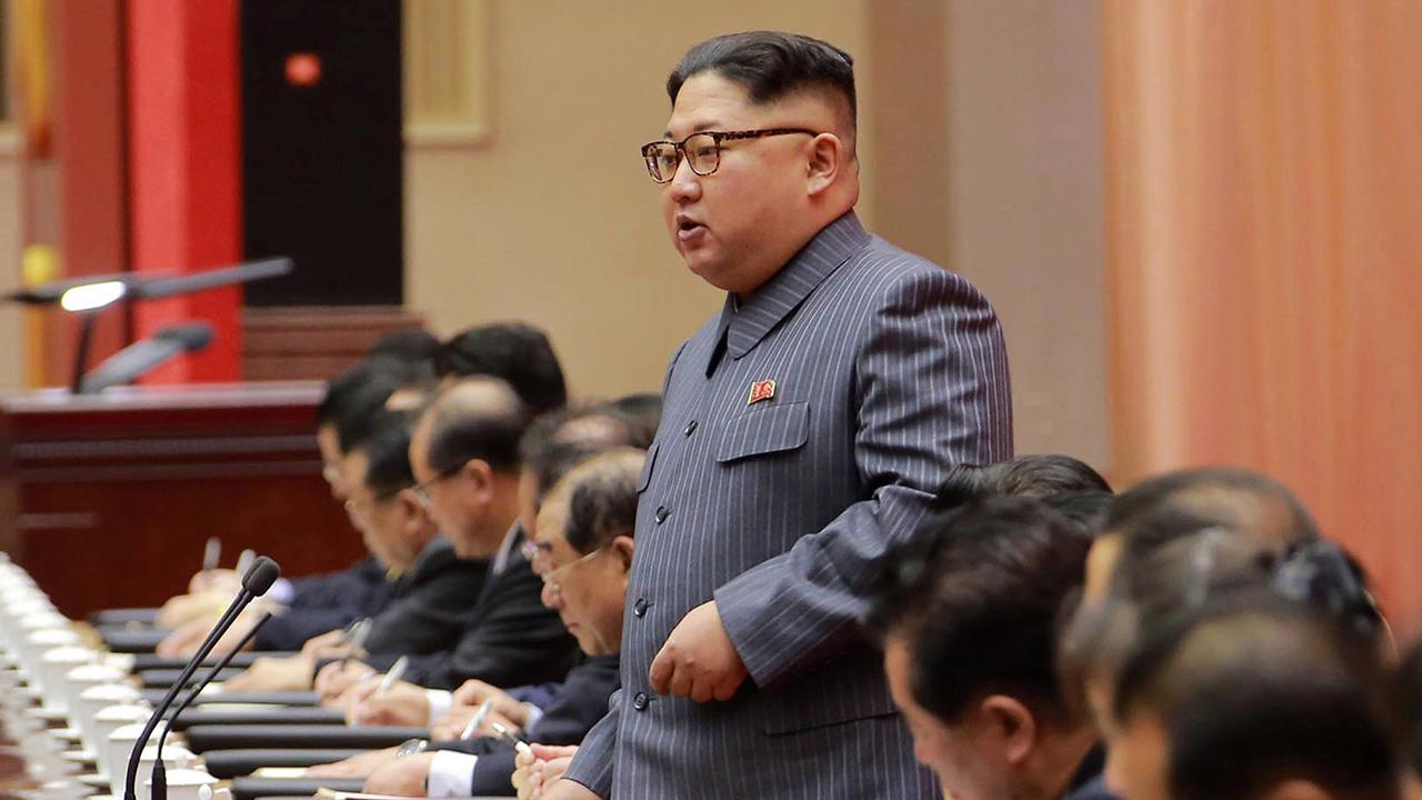 US imposes sanctions on two key North Korean officials