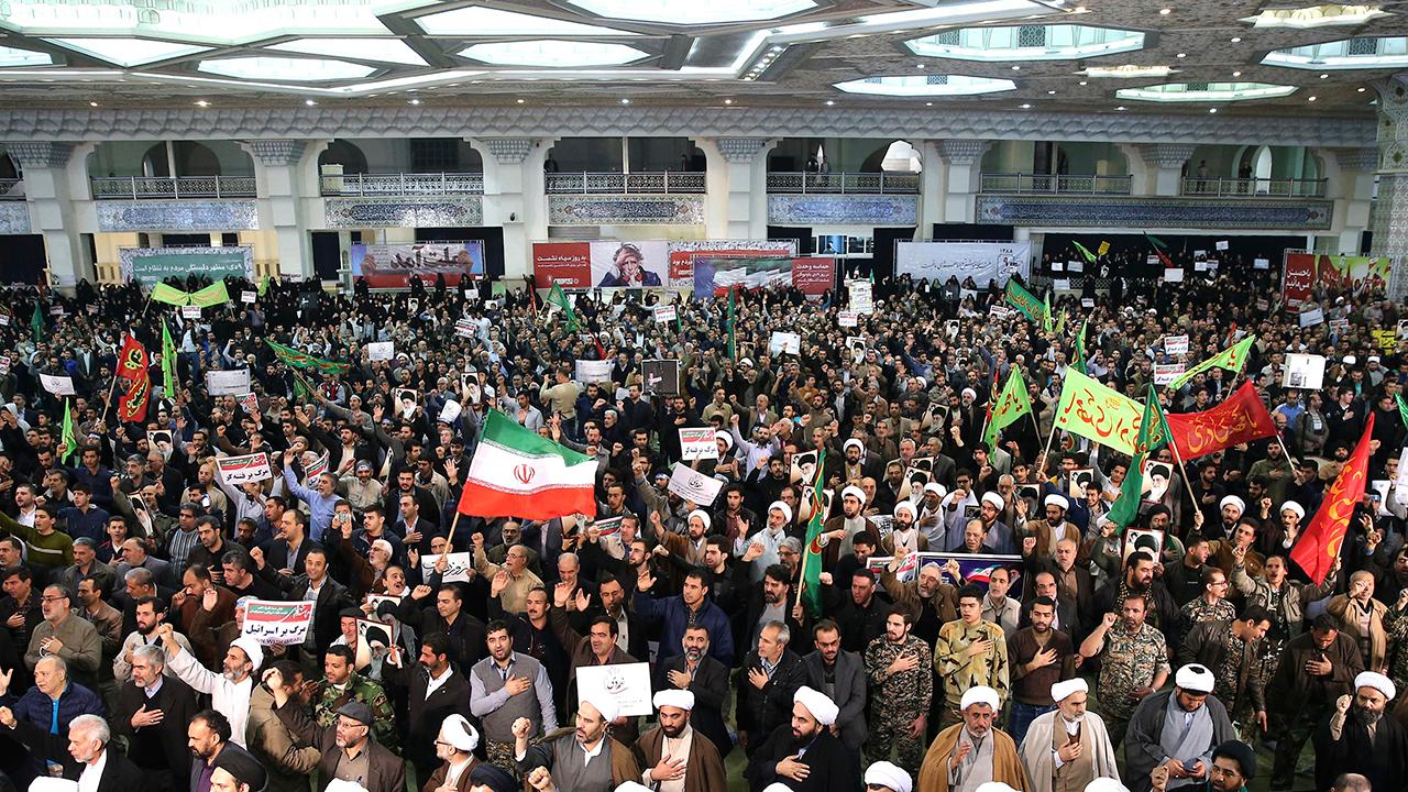 Iran protests get violent, regime shuts down social media