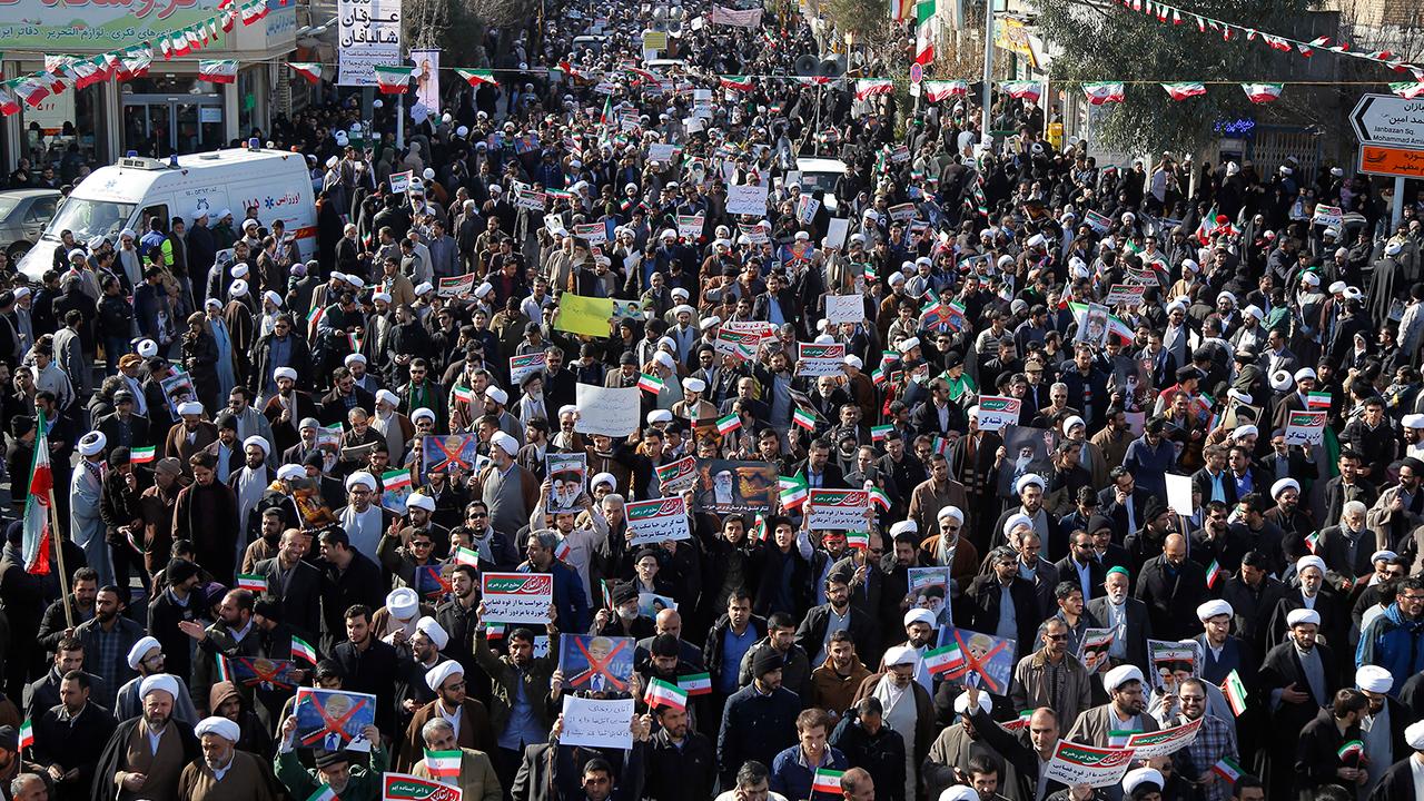 Should the US kill the Iran deal to help the protesters?