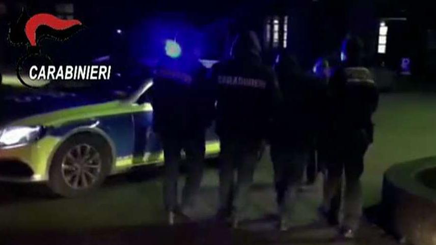 Italian and German police conduct series of mob raids