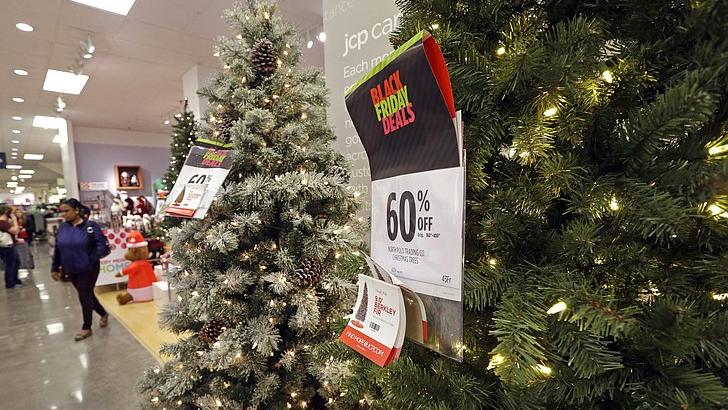 December retail sales saw a boost, capping off a strong year