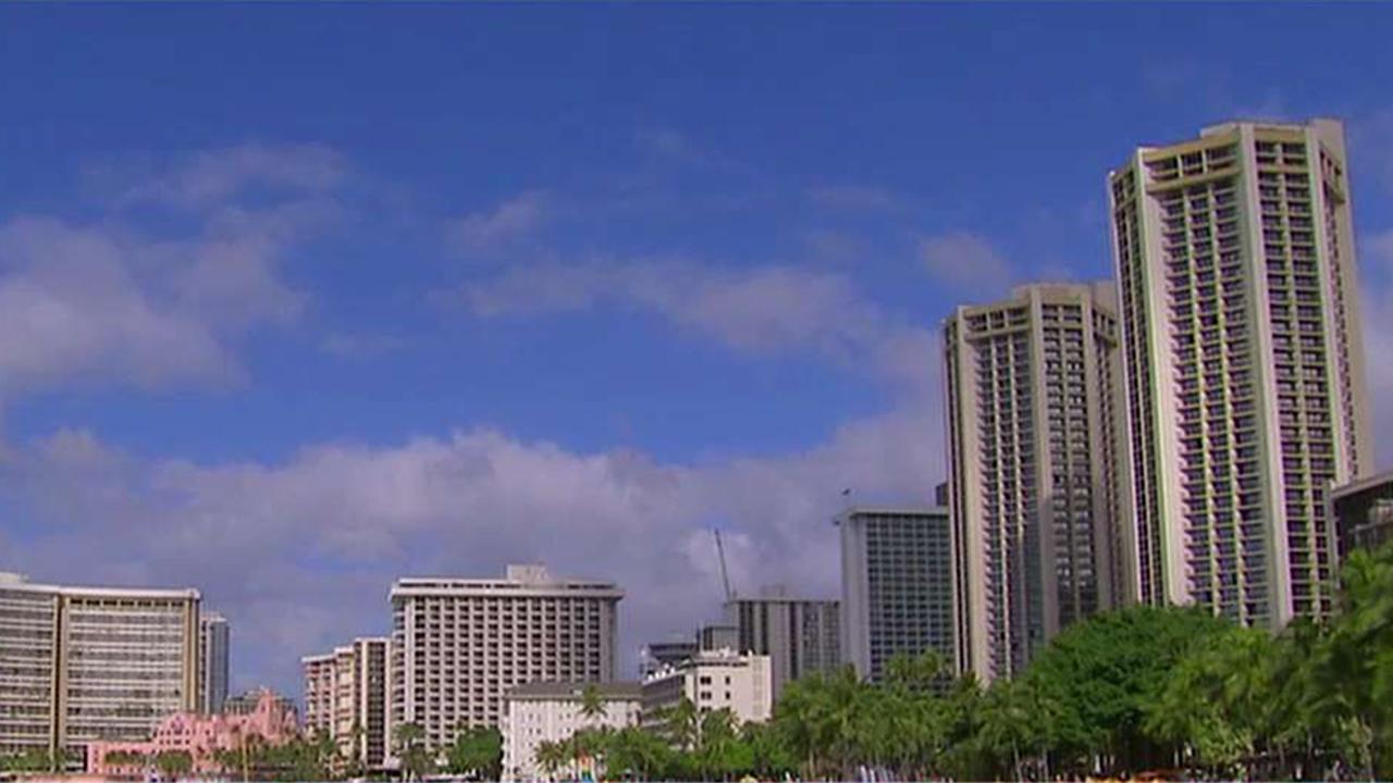 Vacationer describes reaction to Hawaii's false alarm