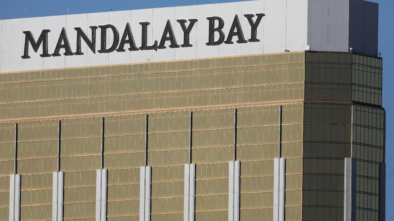 New questions, still no answers in Las Vegas massacre