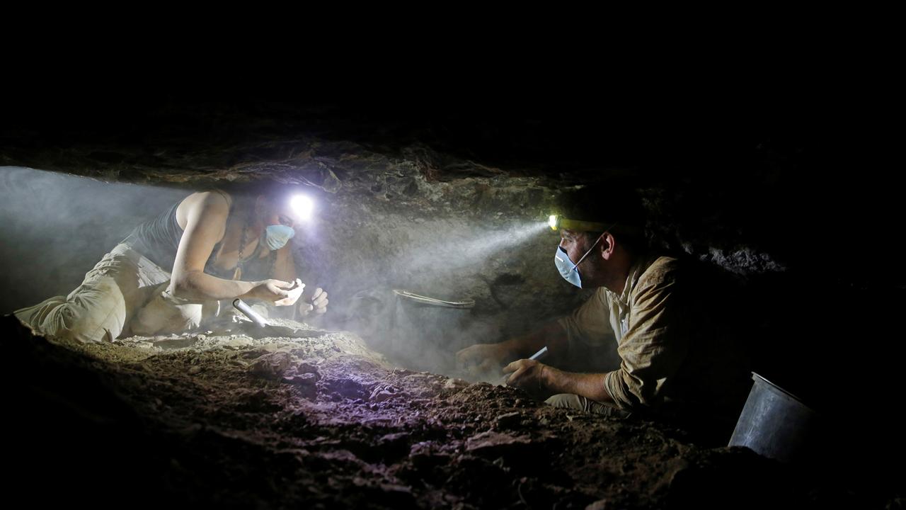 Obscure Dead Sea Scrolls fragments deciphered