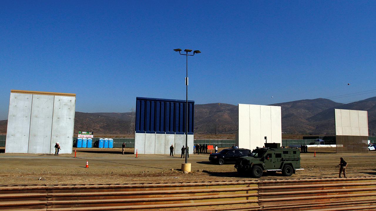 US commandos test border wall prototypes