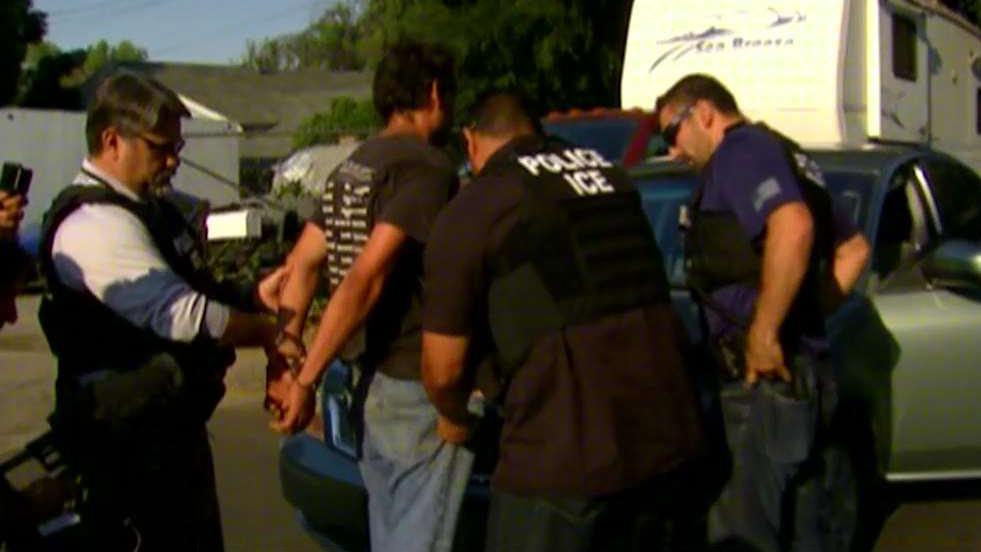 Feds to arrest more undocumented immigrants at courthouses