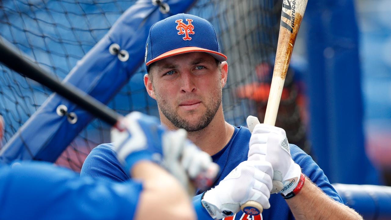 Tebow will play in majors according to Mets general manager