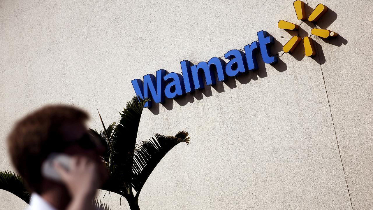 Bad news for Walmart turning into a bad day for investors
