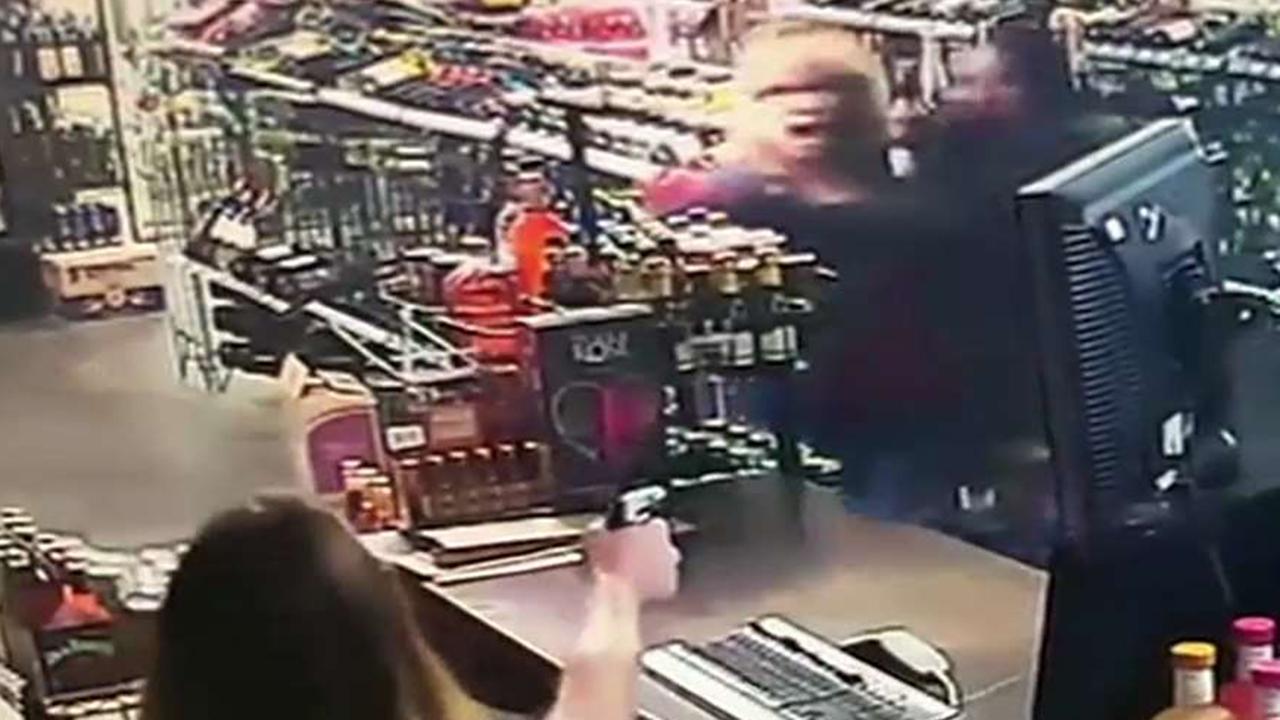 Mother and daughter confront armed robbery suspect