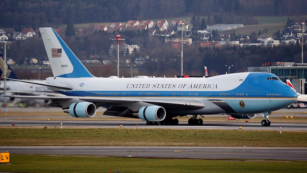 Trump strikes deal with Boeing for new Air Force One planes