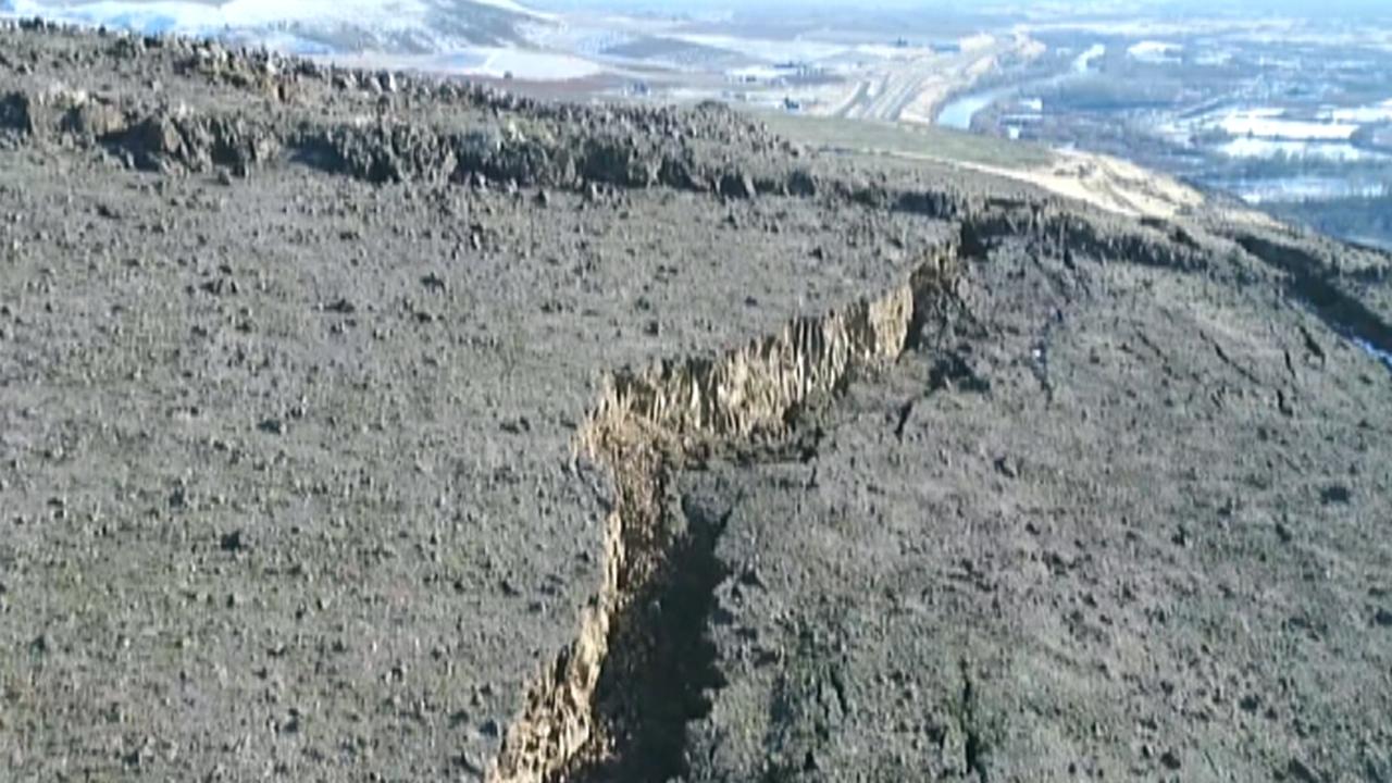 Geologists warn of impending landslide in Yakima, Washington
