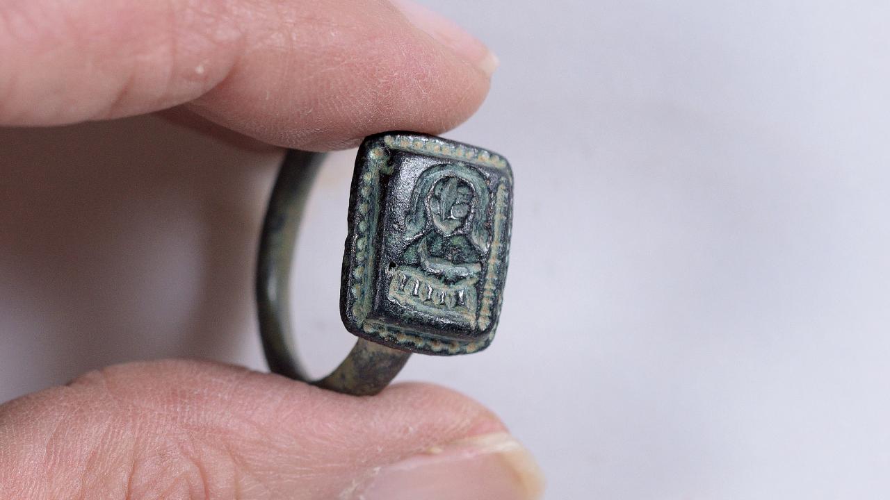 700-year-old ‘Santa Claus’ ring found by Israeli gardener