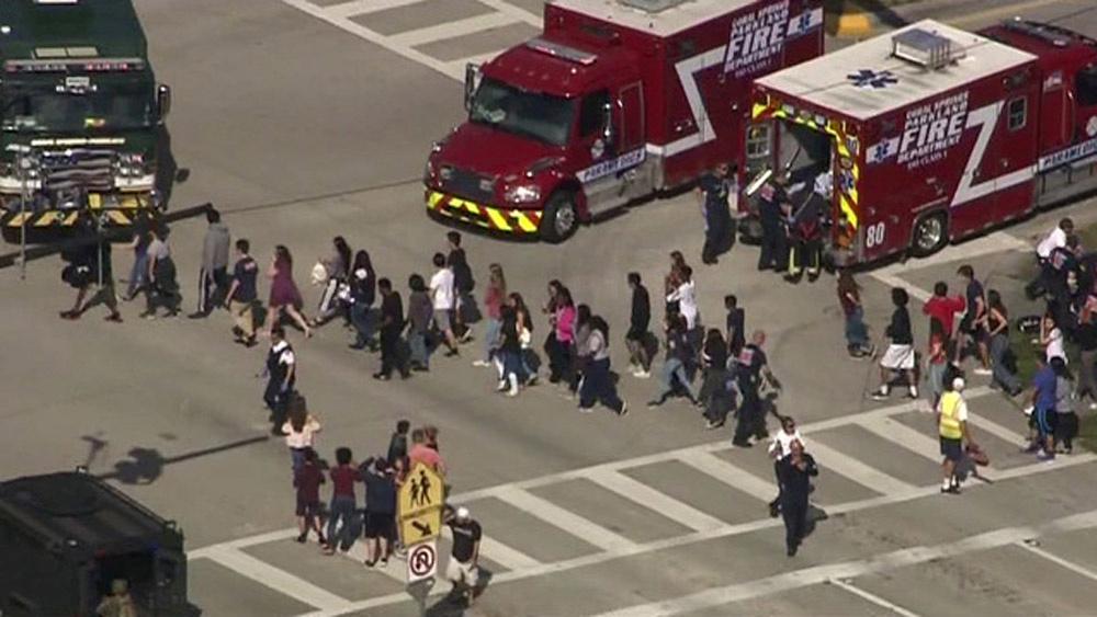 Agents ordered not to rush into Parkland shooting scene