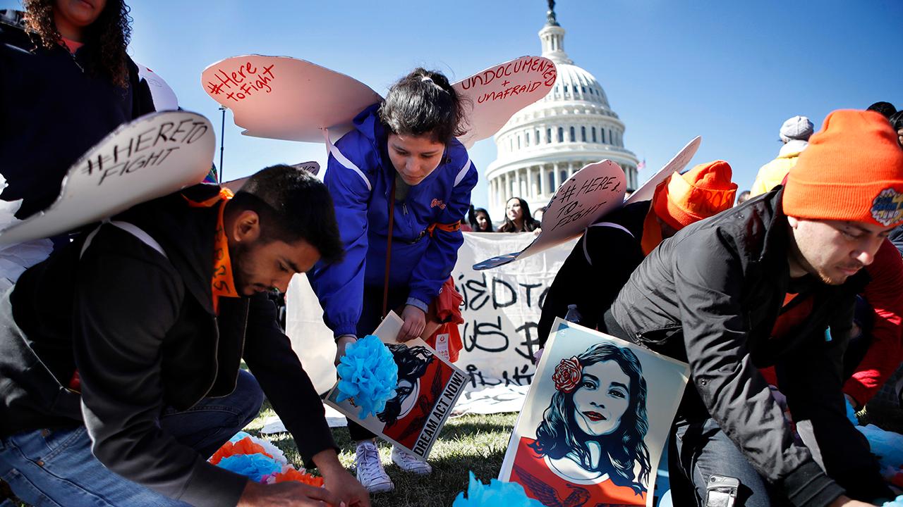 Protesters, White House want Congress to act on immigration