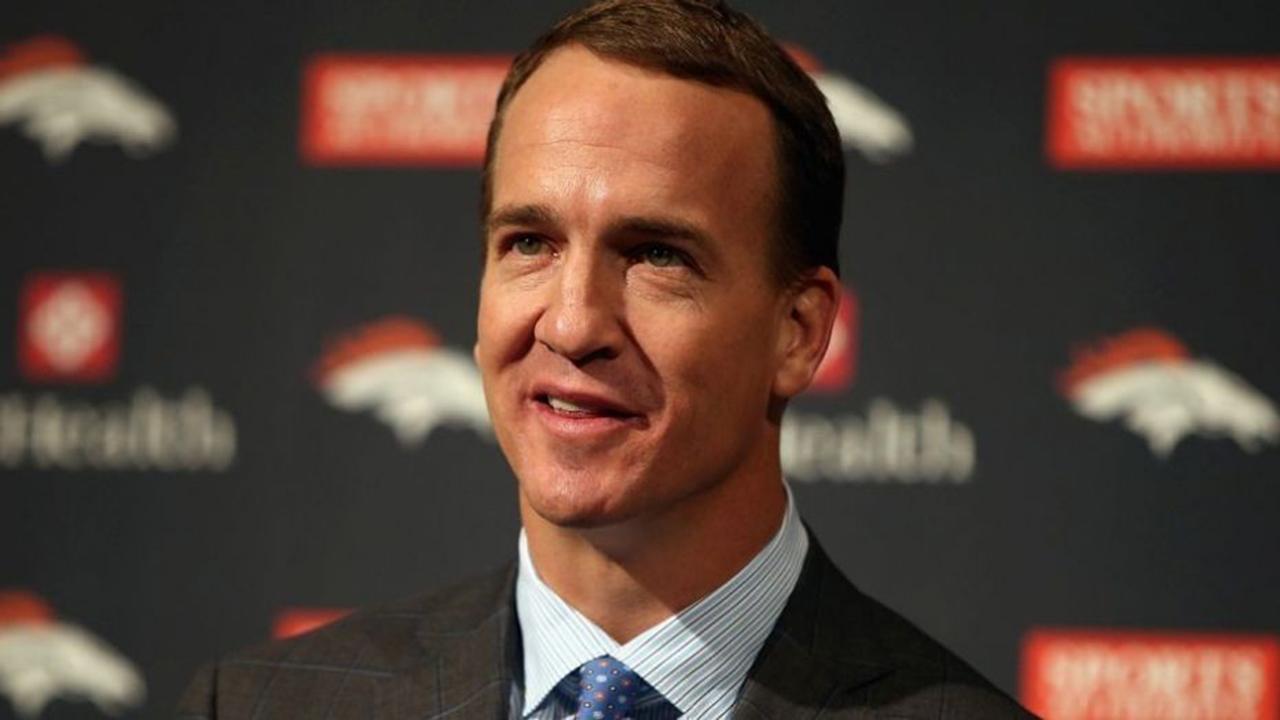 Peyton Manning sells his shares of Papa John's franchises 