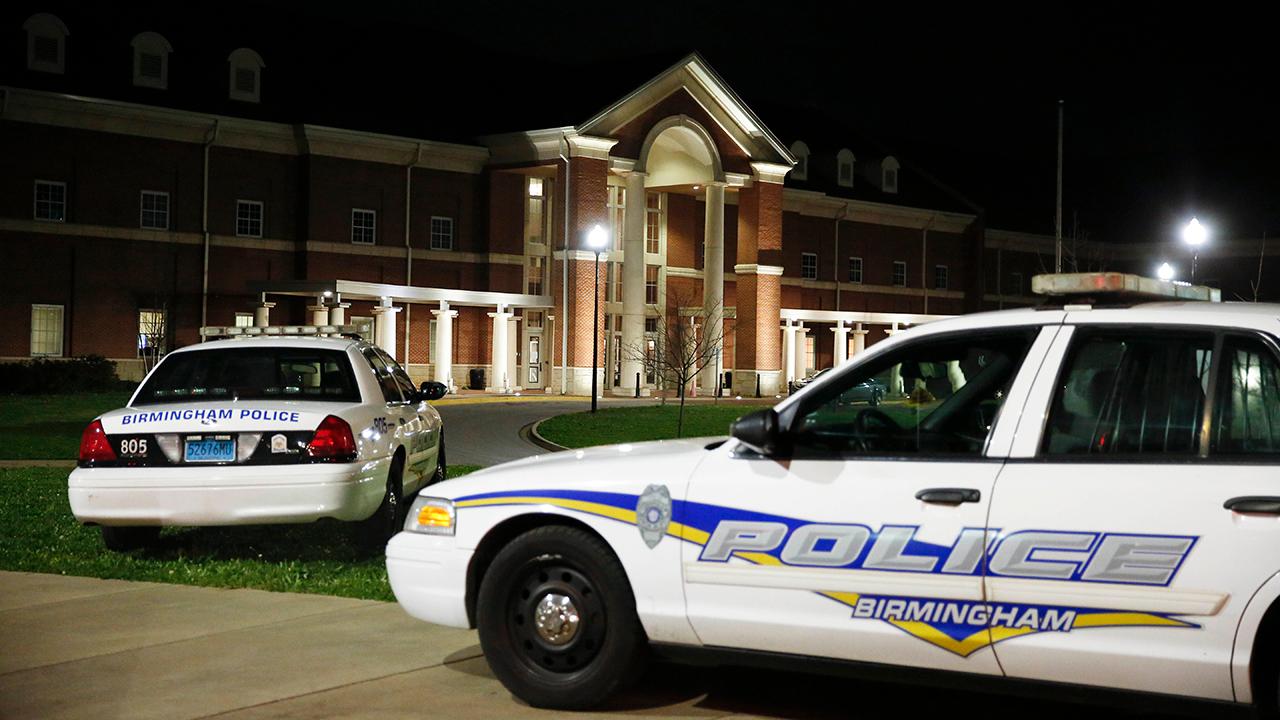 Shooting at Alabama high school leaves one student dead