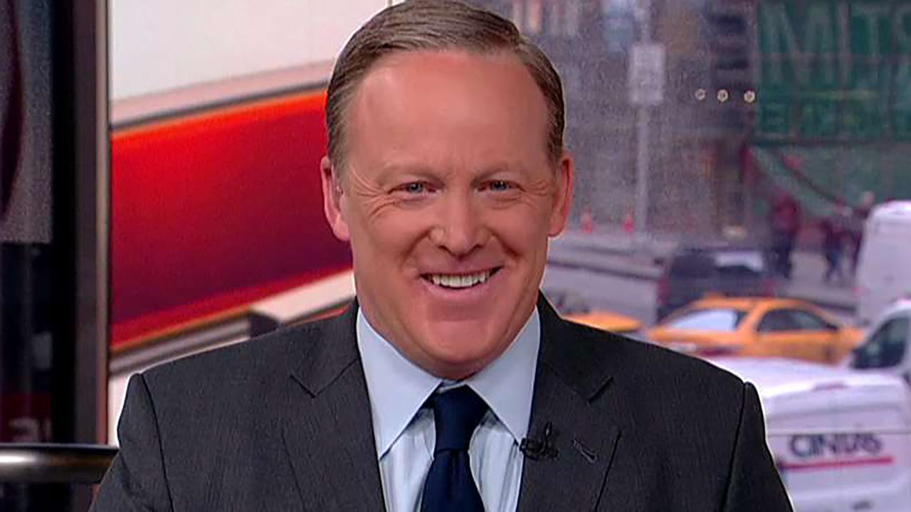 Sean Spicer: Probe alleged FISA abuses to ensure integrity