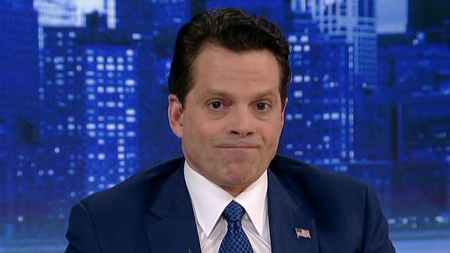 Scaramucci reacts to new signs of bias behind Trump dossier