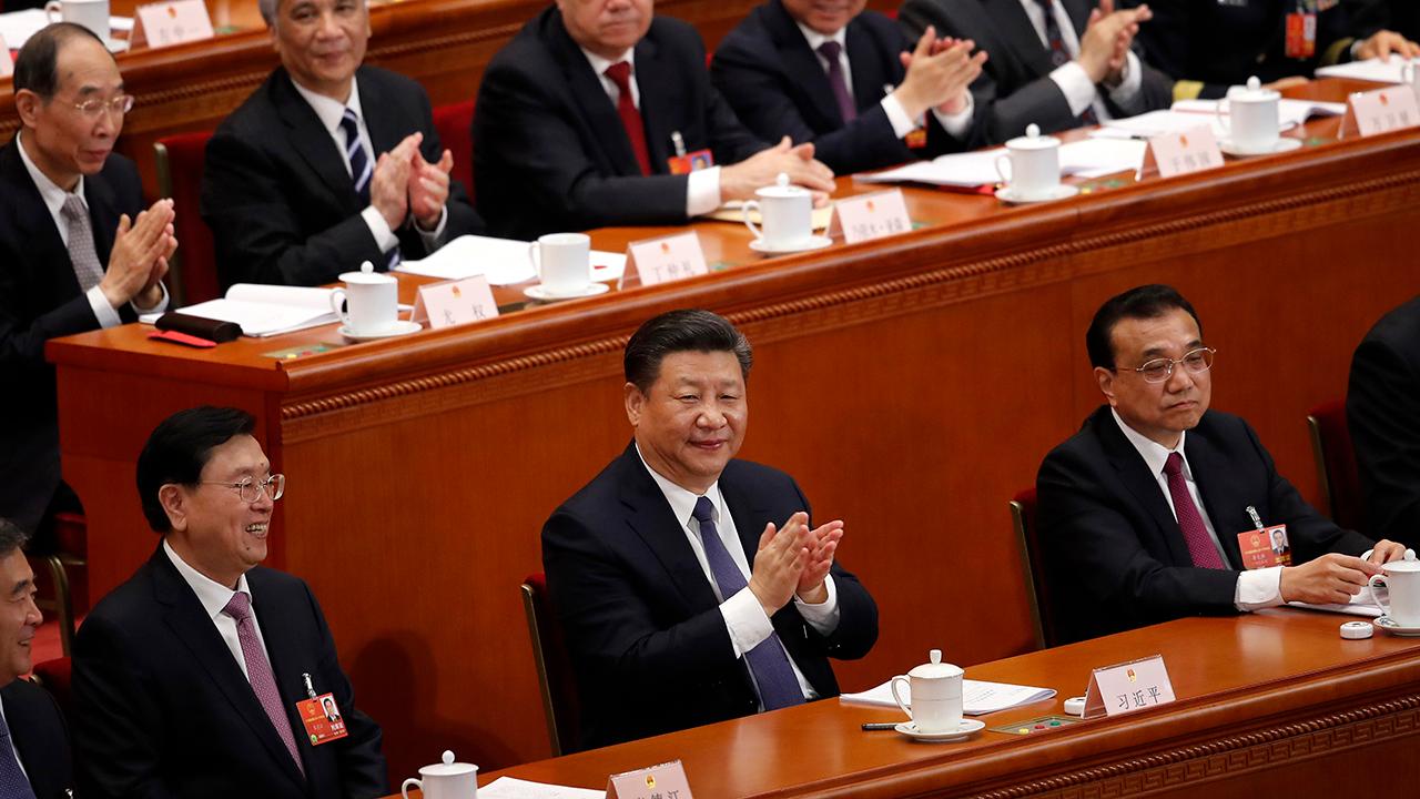 Lawmakers in China abolish presidential term limits