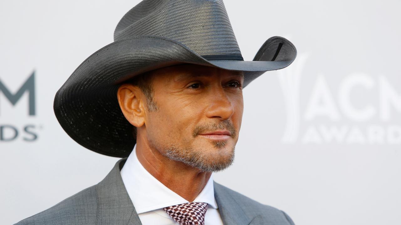 Tim McGraw collapsed on stage in Ireland