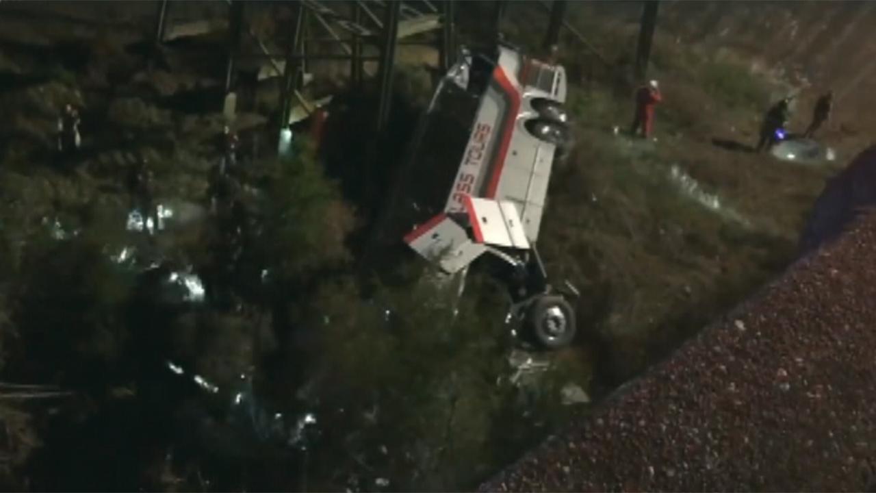 Charter bus carrying students plunges into Alabama ravine