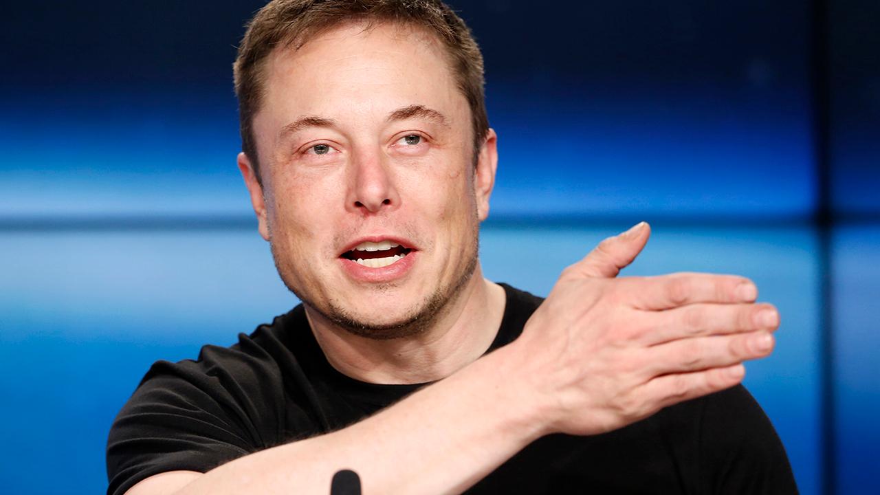 Elon Musk calls for Mars colony in case of World War III