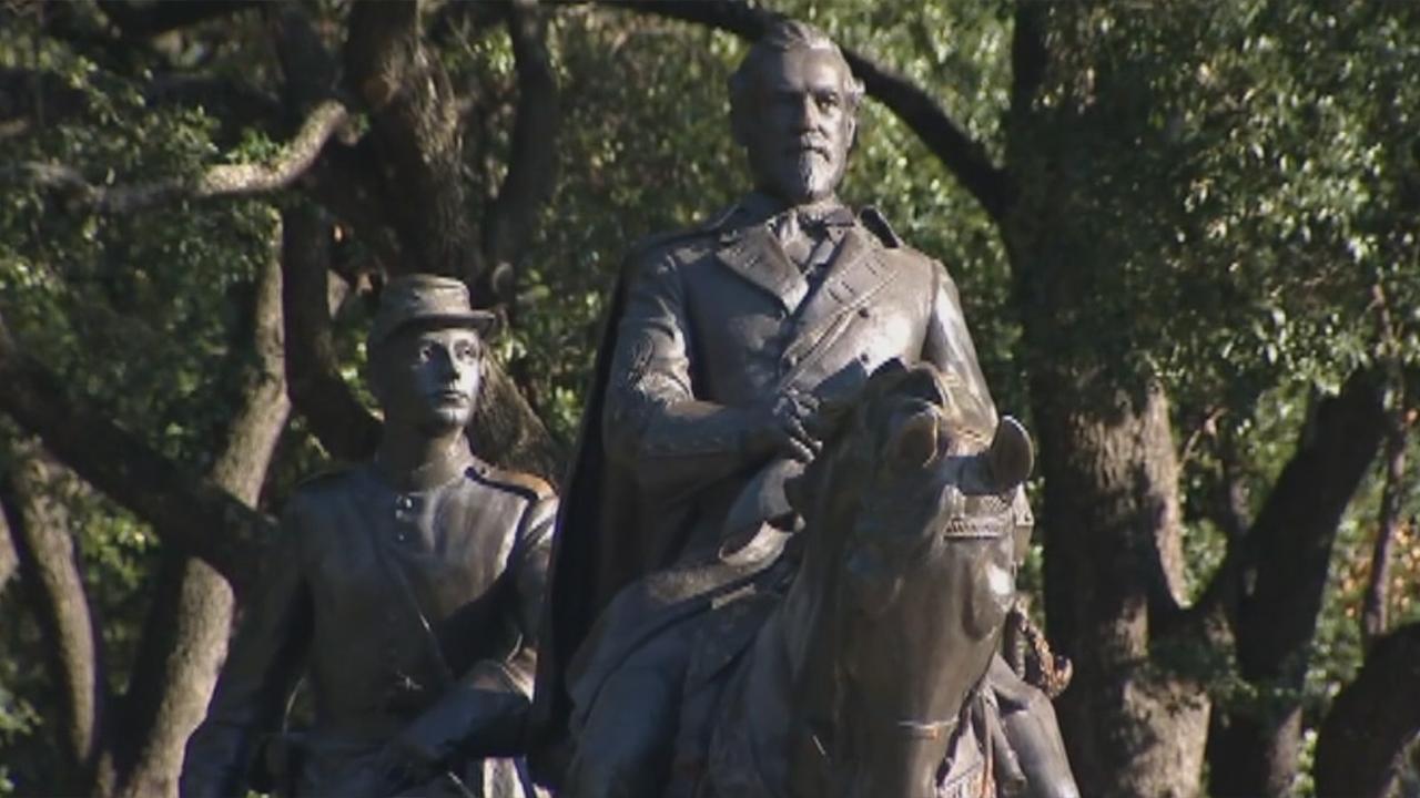 Fate of Robert E. Lee statue remains in limbo