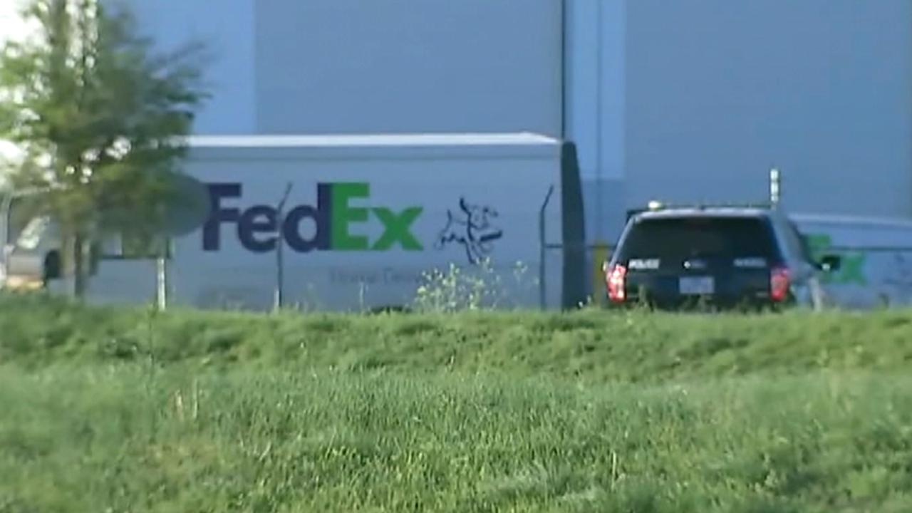 Suspicious package found at FedEx facility in Austin