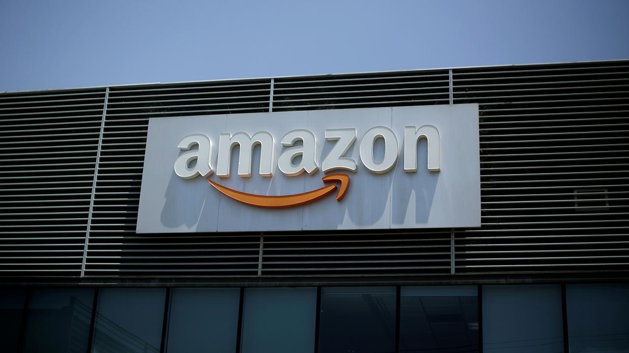 Amazon wants to take over abandoned Toy 'R' Us stores