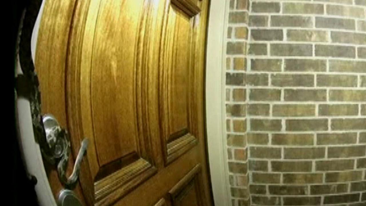 Doorbell video captures snake slithering on front door