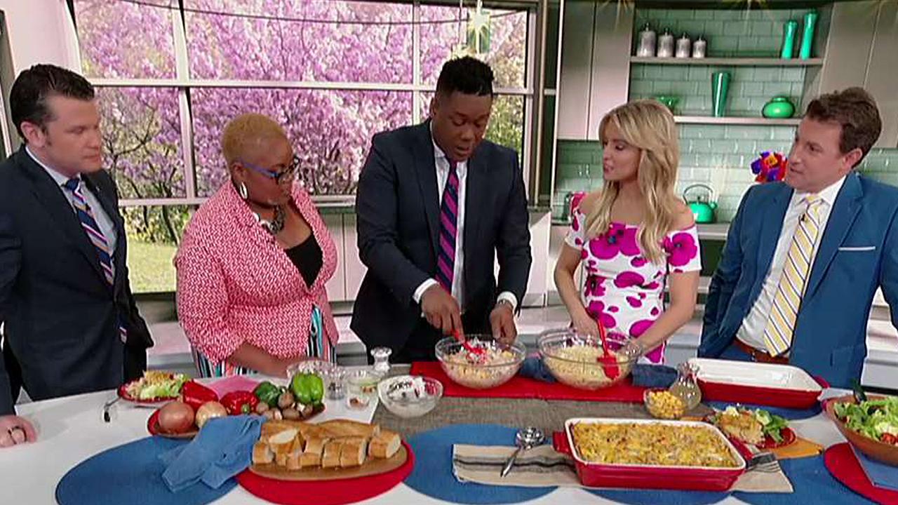 Cooking with 'Friends': Lawrence Jones' chicken spaghetti