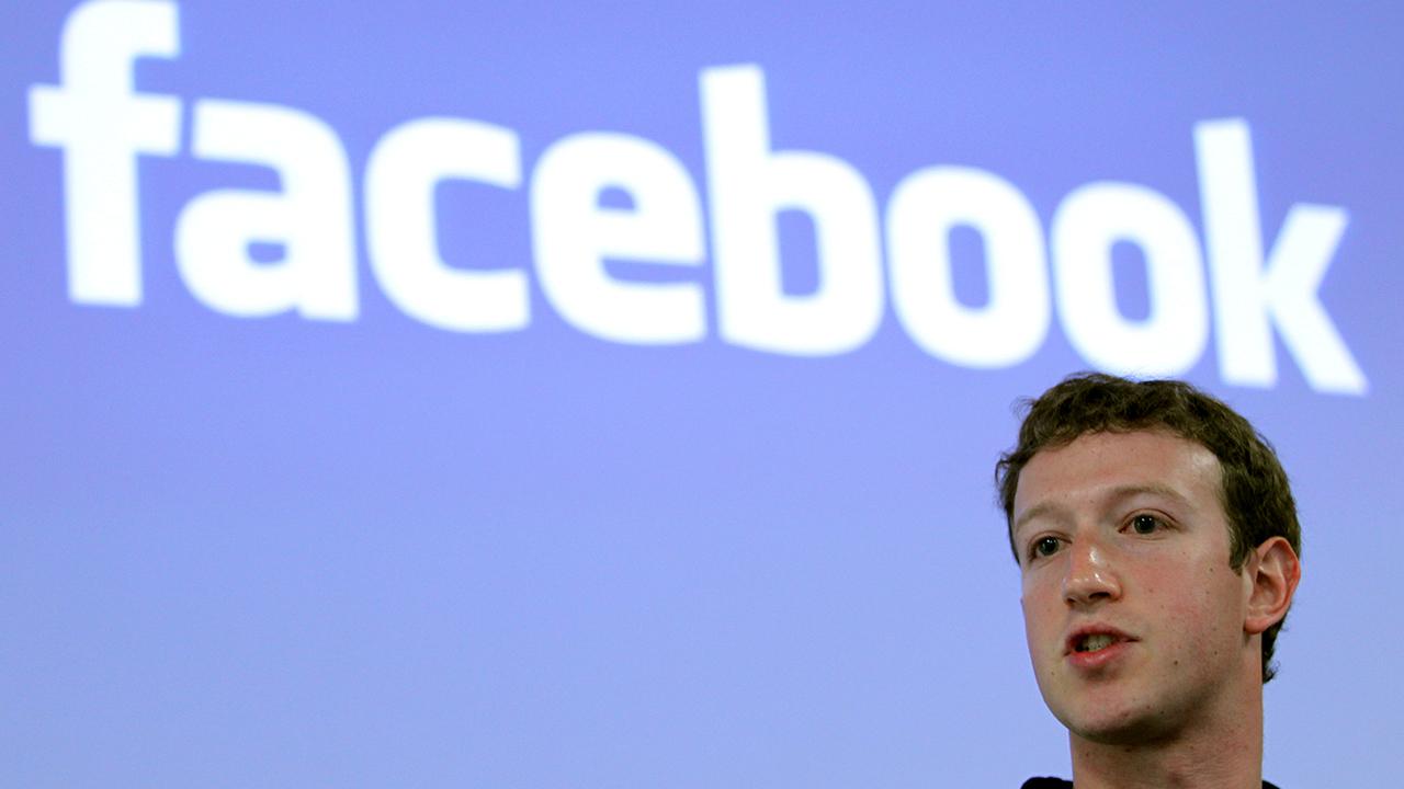 Should Facebook be regulated by the federal government?