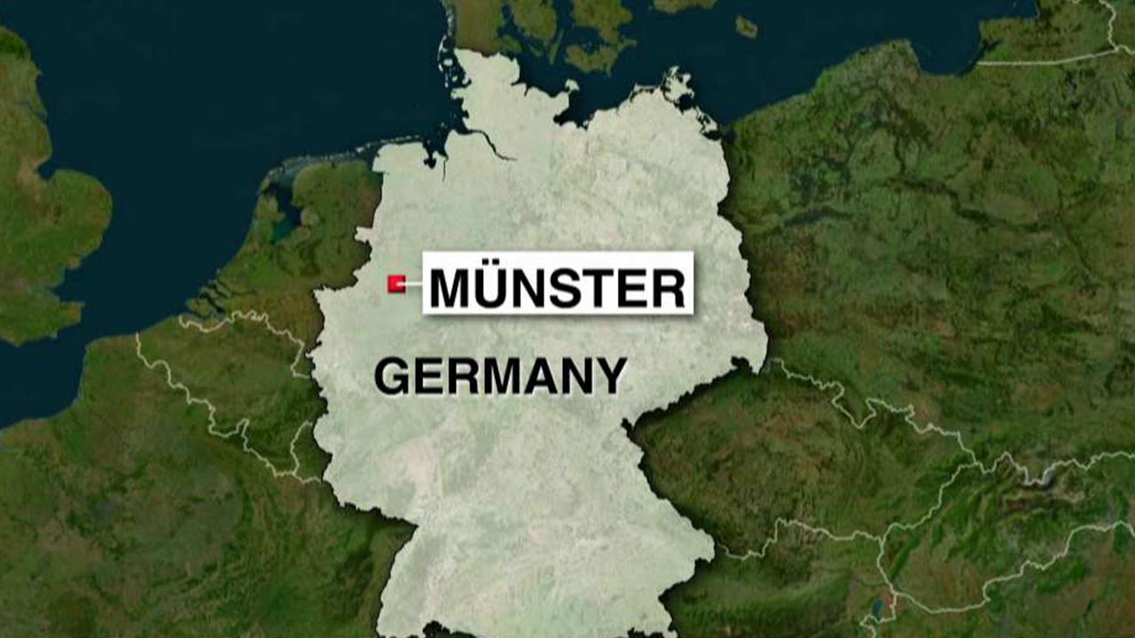 Report: Car crashes into crowd in Muenster, Germany