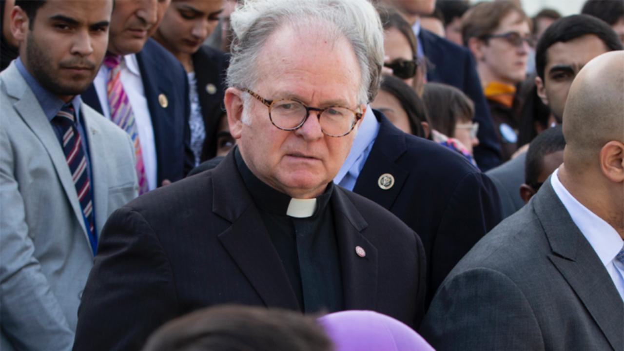 Confusion over request for House chaplain to resign